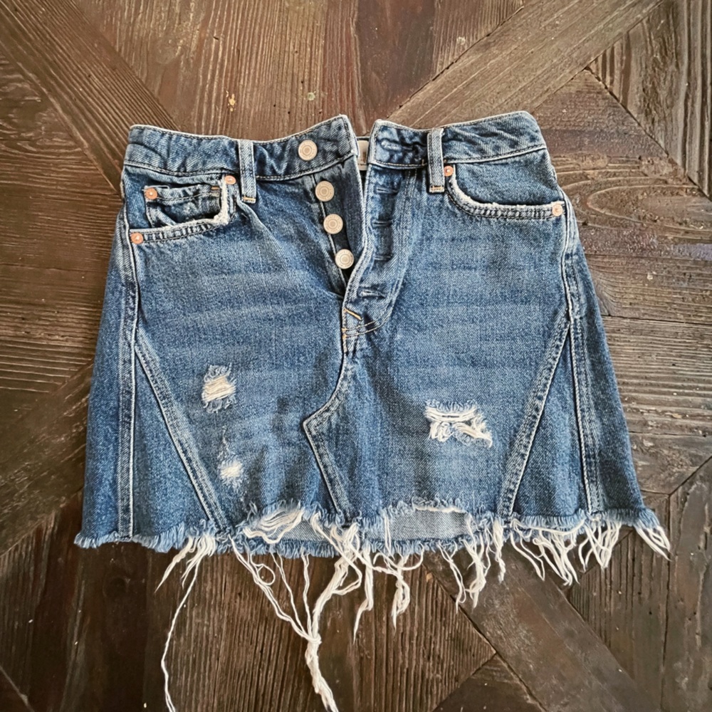 Free People Distressed button up mini skirt